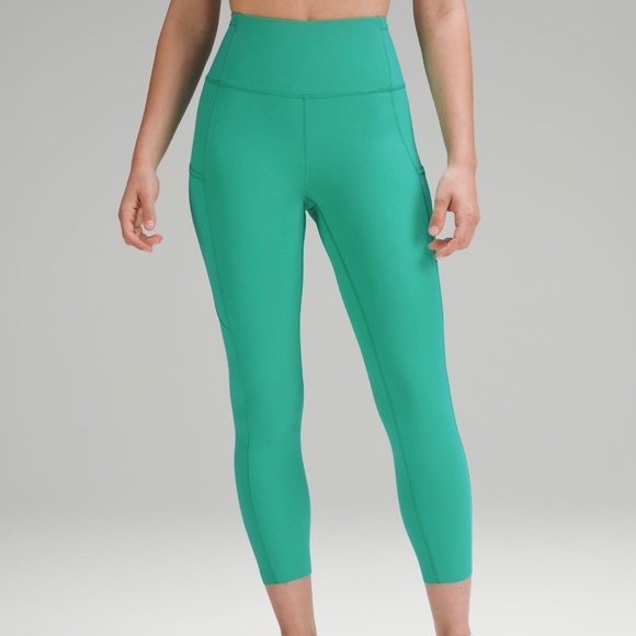 Lululemon Athletica Fast & Free High rise crop 23” perfect condition - Picture 2 of 12